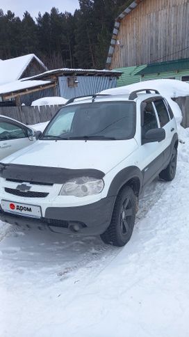 SUV   Chevrolet Niva 2015 , 700000 , 
