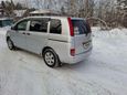    Toyota Isis 2007 , 700000 , 