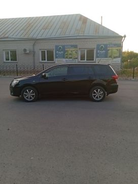  Toyota Corolla Fielder 2010 , 1130000 , 