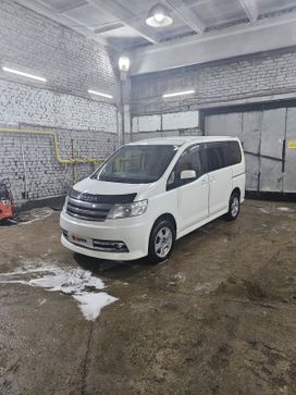    Nissan Serena 2006 , 950000 , 