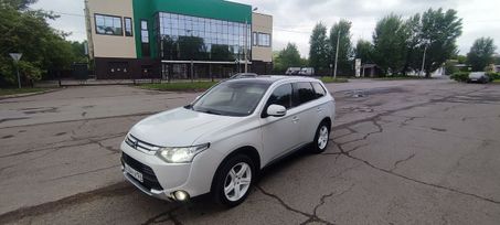SUV   Mitsubishi Outlander 2014 , 1570000 , 