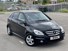  Mercedes-Benz B-Class 2010 , 1025000 , 