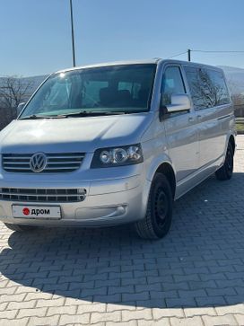    Volkswagen Caravelle 2005 , 1400000 ,  