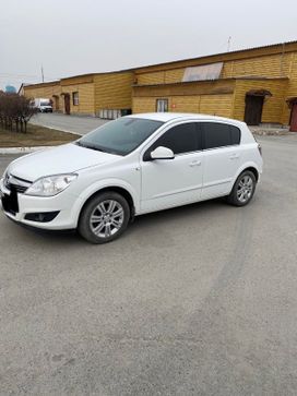  Opel Astra 2011 , 700000 , 