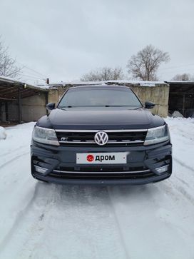 SUV   Volkswagen Tiguan 2019 , 2800000 , 