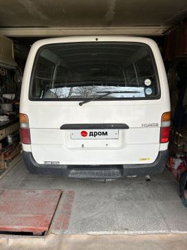    Toyota Hiace 2002 , 800000 , 