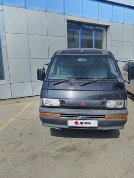    Mitsubishi Delica 1998 , 530000 , 