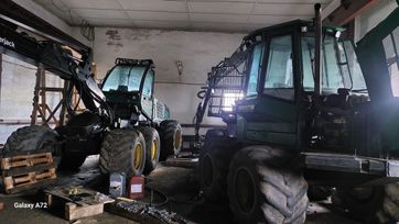  John Deere 1270D 2004 , 15500000 , 