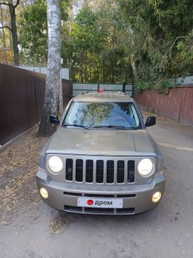 SUV   Jeep Liberty 2008 , 919000 ,  