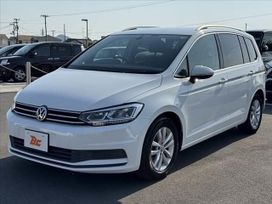    Volkswagen Touran 2022 , 1500000 , 