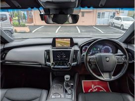  Toyota Crown 2021 , 2456000 , 
