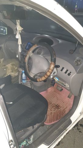  Toyota Platz 2002 , 220000 , -