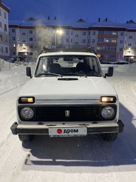  3   4x4 2121  1996 , 265000 , 