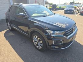 SUV   Volkswagen T-Roc 2021 , 1740000 , 