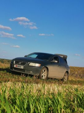  Volvo S40 2010 , 650000 , 