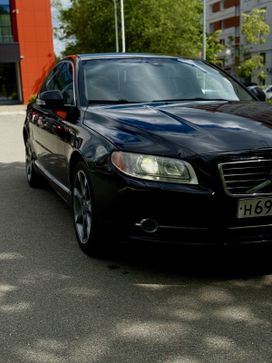  Volvo S80 2010 , 700000 , 