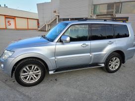 SUV   Mitsubishi Pajero 2012 , 3000000 , 