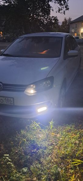  Volkswagen Polo 2013 , 880000 , 