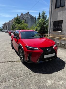 SUV   Lexus UX250h 2021 , 4900000 , --