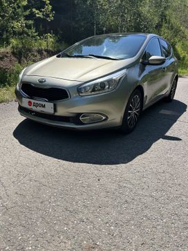  Kia Ceed 2013 , 870000 , 
