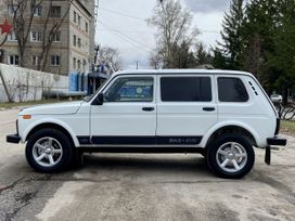 SUV    4x4 2131  2015 , 675000 , 