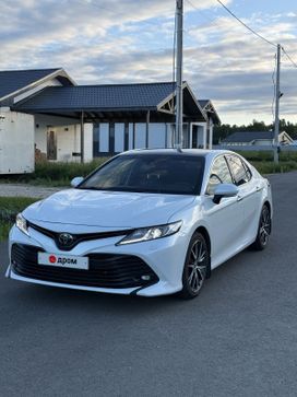  Toyota Camry 2018 , 2700000 , 