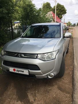 SUV   Mitsubishi Outlander 2013 , 1195000 , 