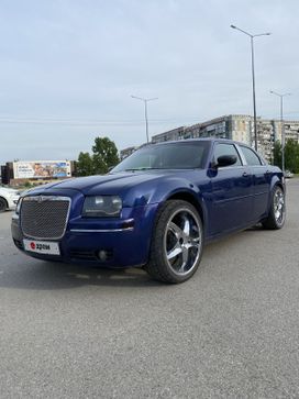  Chrysler 300 2004 , 1200000 , 