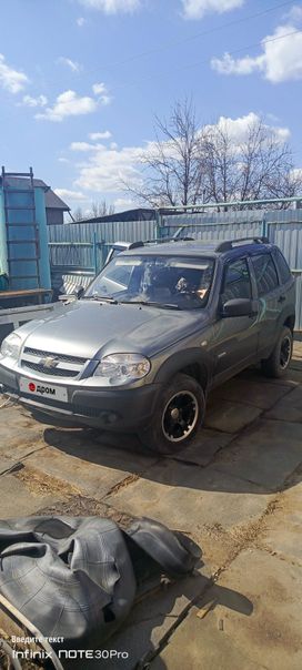 SUV   Chevrolet Niva 2012 , 550000 , 