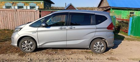    Honda Freed+ 2019 , 1700000 , 