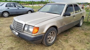  Mercedes-Benz E-Class 1990 , 330000 , 