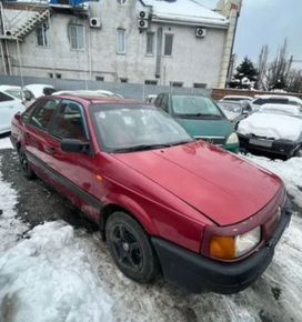  Volkswagen Passat 1988 , 145000 , --