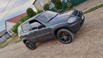 SUV   Chevrolet Niva 2012 , 670000 , 