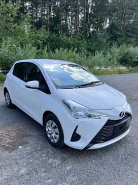  Toyota Vitz 2018 , 890000 , 