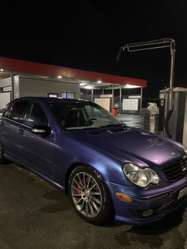  Mercedes-Benz C-Class 2004 , 750000 , 