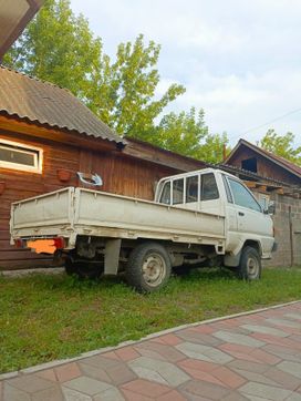   Toyota Lite Ace 1989 , 600000 , -