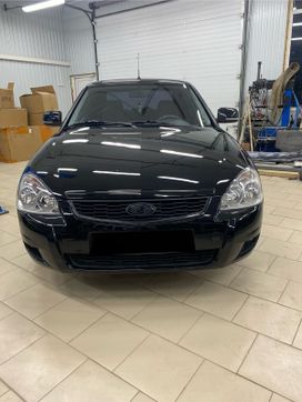    2010 , 350000 , 