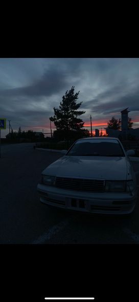  Toyota Crown 1984 , 200000 , 
