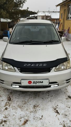    Toyota Corolla Spacio 2000 , 520000 , 