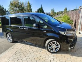    Honda Stepwgn 2017 , 2700000 , 