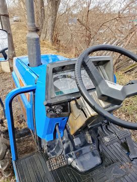 - Iseki Land Leader 215 2014 , 700000 , 