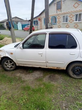  Nissan March 2001 , 130000 , 