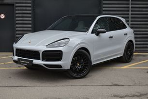 SUV или внедорожник Porsche Cayenne 2021 года, 12290000 рублей, Москва