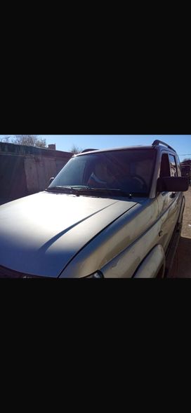 SUV     2012 , 800000 , 