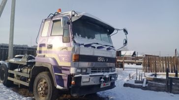   Isuzu Giga 1992 , 1600000 , 