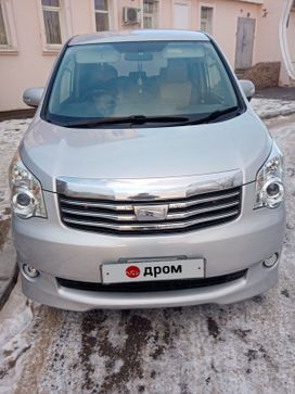    Toyota Noah 2011 , 1270000 , -