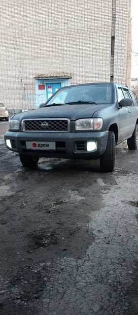 SUV   Nissan Pathfinder 1996 , 630000 , 