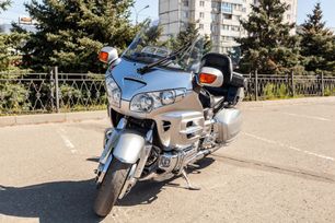   Honda GL 1800 Gold Wing 2006 , 1250000 , 