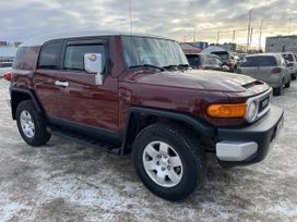 SUV   Toyota FJ Cruiser 2009 , 3100000 , -