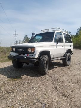  3  Toyota Land Cruiser 1990 , 1250000 , 